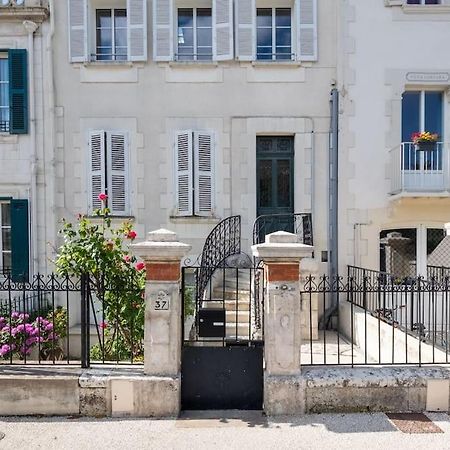 Superbe Appartement Facon Loft A 2 Pas Du Centre ! 拉罗歇尔 外观 照片