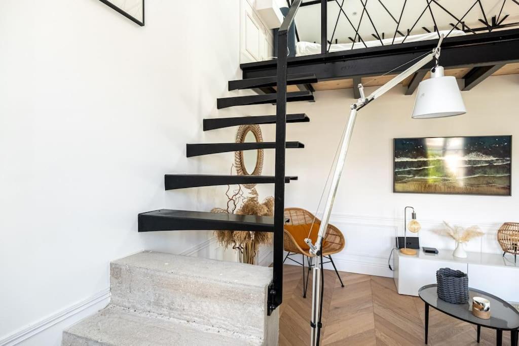 Superbe Appartement Facon Loft A 2 Pas Du Centre ! 拉罗歇尔 外观 照片
